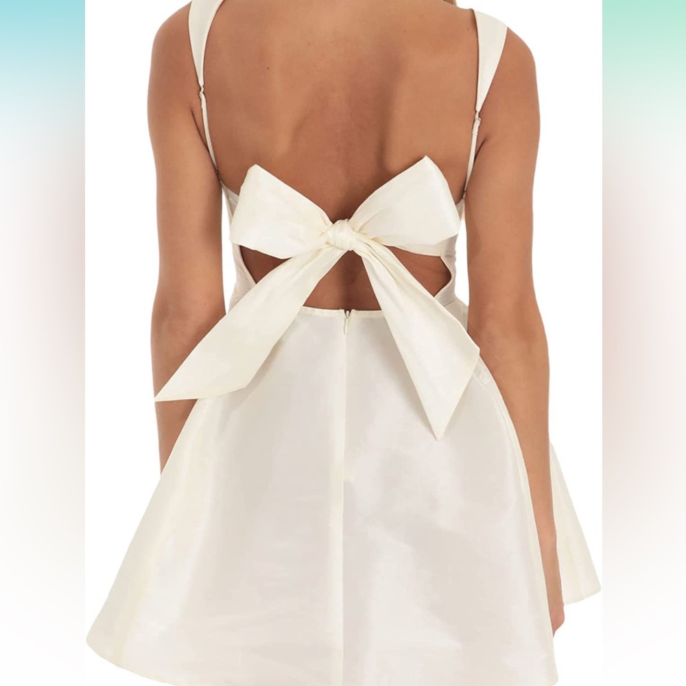 Amazon White Mini Dress with Back Bow